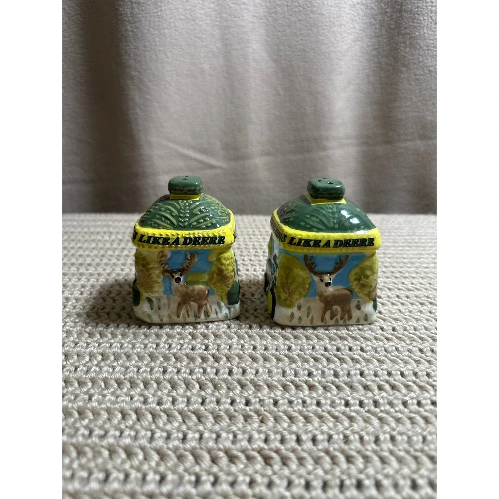 John Deere Gibson Ceramic Salt and Pepper Shaker Set Nothing Runs Like A Deere